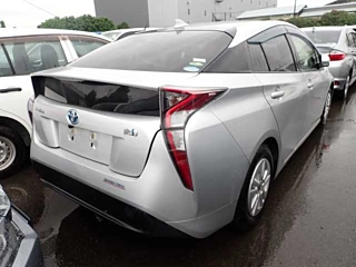 TOYOTA PRIUS 2016