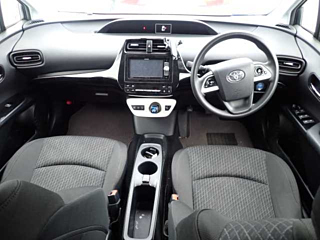 TOYOTA PRIUS 2016