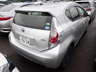 TOYOTA AQUA 2013