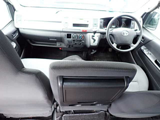 TOYOTA REGIUS ACE VAN 2011