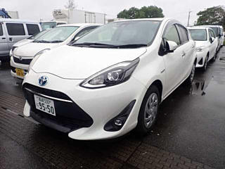 TOYOTA AQUA 2018