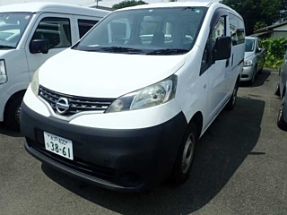 NISSAN NV200 2015