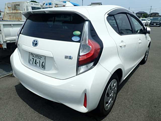 TOYOTA AQUA 2018