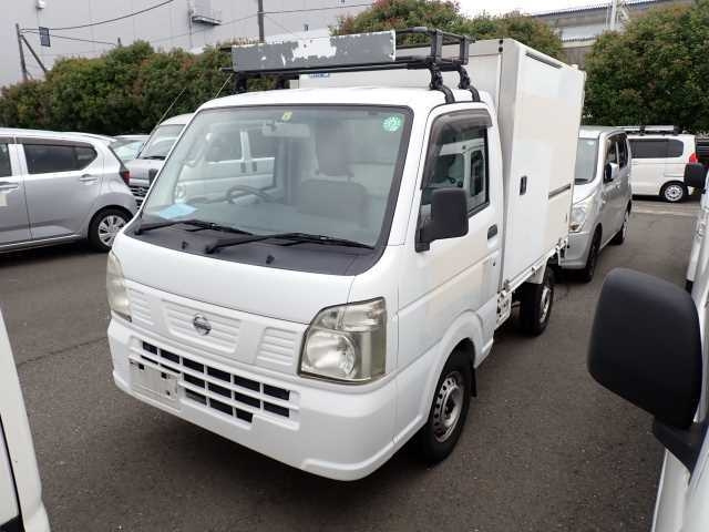NISSAN CLIPPER TRUCK 2015
