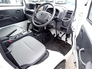 NISSAN CLIPPER TRUCK 2015