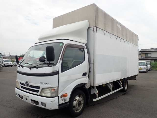 TOYOTA TOYOACE 2011