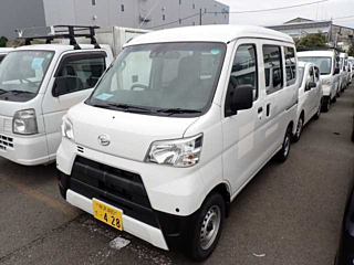 DAIHATSU HIJET VAN 2019