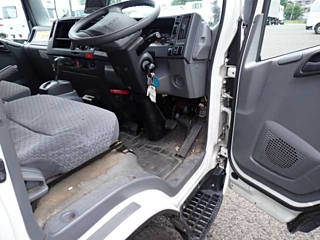ISUZU ELF 2018