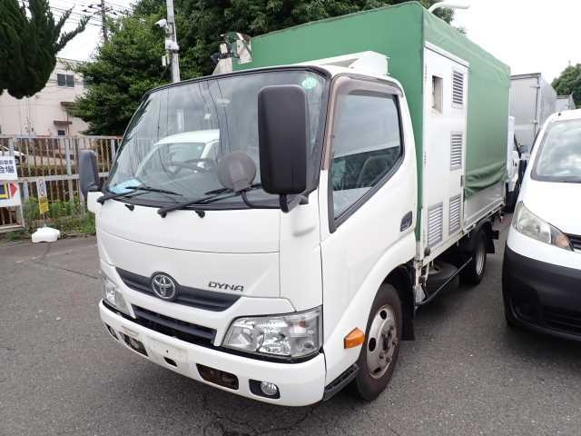 TOYOTA DYNA 2016