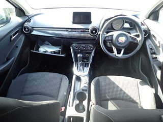 MAZDA DEMIO 2019