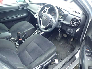 TOYOTA COROLLA FIELDER 2019