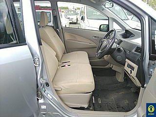 DAIHATSU MOVE 2012