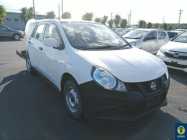 NISSAN AD 2020