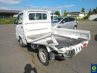 NISSAN CLIPPER TRUCK 2024