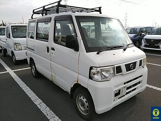 NISSAN CLIPPER VAN 2013