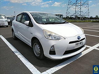 TOYOTA AQUA 2012