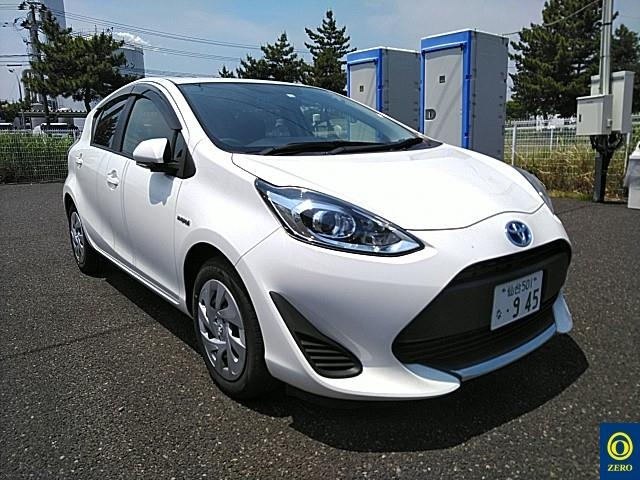 TOYOTA AQUA 2020