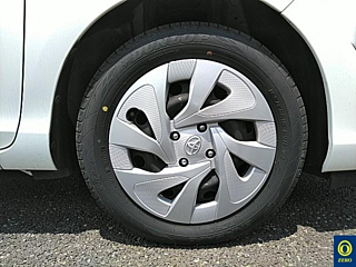 TOYOTA AQUA 2020