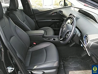 TOYOTA PRIUS 2022