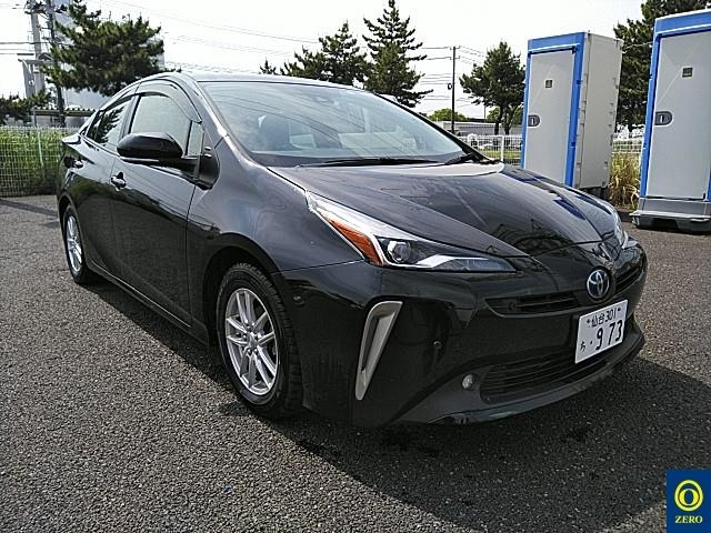 TOYOTA PRIUS 2022
