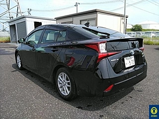 TOYOTA PRIUS 2022