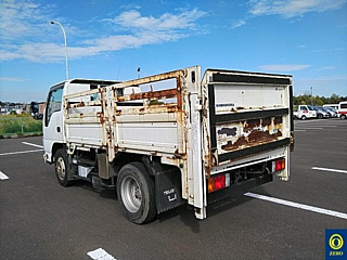 ISUZU ELF 2010