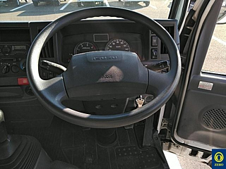 ISUZU ELF 2015
