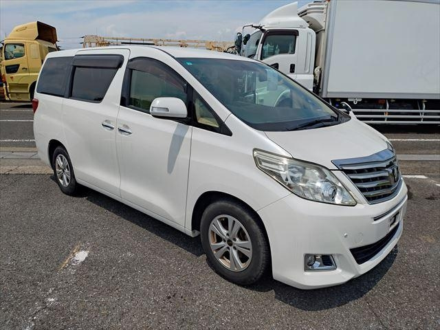 TOYOTA ALPHARD 2013