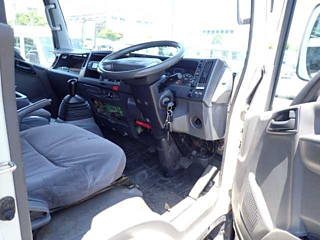 ISUZU ELF 2013