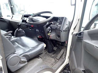 ISUZU ELF 2014