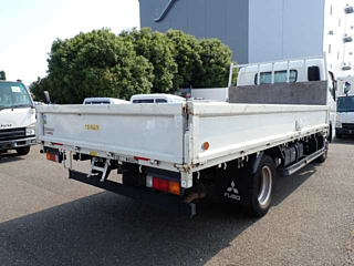 MITSUBISHI CANTER 2018