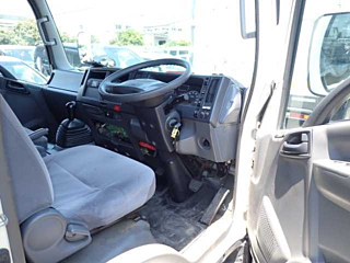 ISUZU ELF 2015