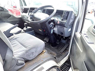 ISUZU ELF 2009