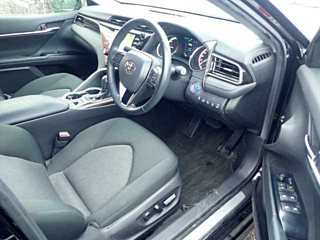 TOYOTA CAMRY 2020