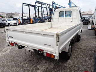 MAZDA BONGO 2017