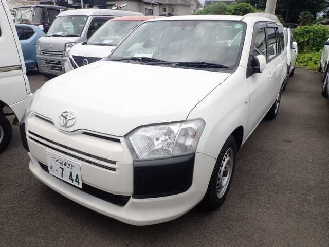 TOYOTA PROBOX 2018