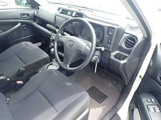 TOYOTA PROBOX 2018