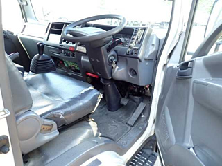 ISUZU ELF 2017