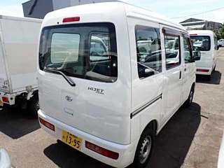 DAIHATSU HIJET VAN 2017