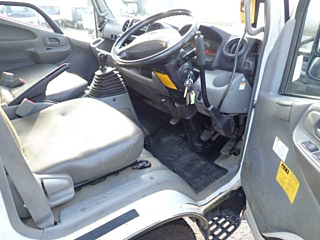 HINO DUTRO 2016