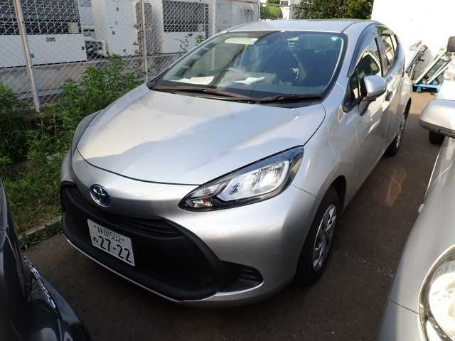 TOYOTA AQUA 2023