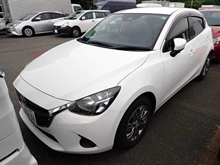 MAZDA DEMIO 2019
