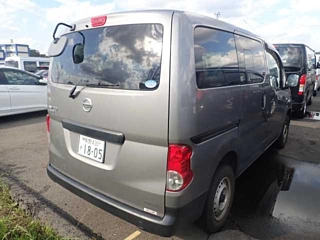 NISSAN NV200 2018