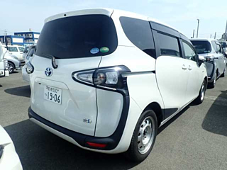 TOYOTA SIENTA 2019