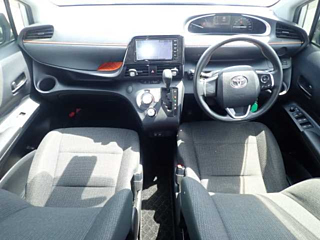TOYOTA SIENTA 2019