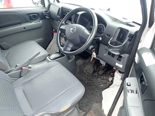NISSAN CLIPPER VAN 2013