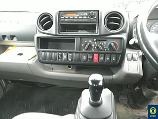 HINO DUTRO 2015