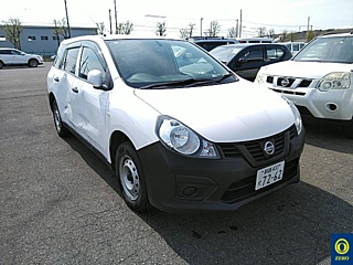 NISSAN AD 2021