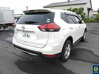 NISSAN X-TRAIL 2018