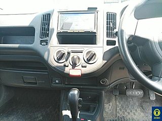 NISSAN AD 2018